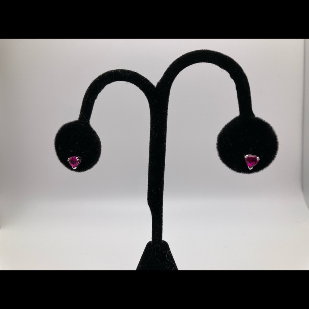 10k Solid White Gold Ruby Heart Stud Earrings - image 4